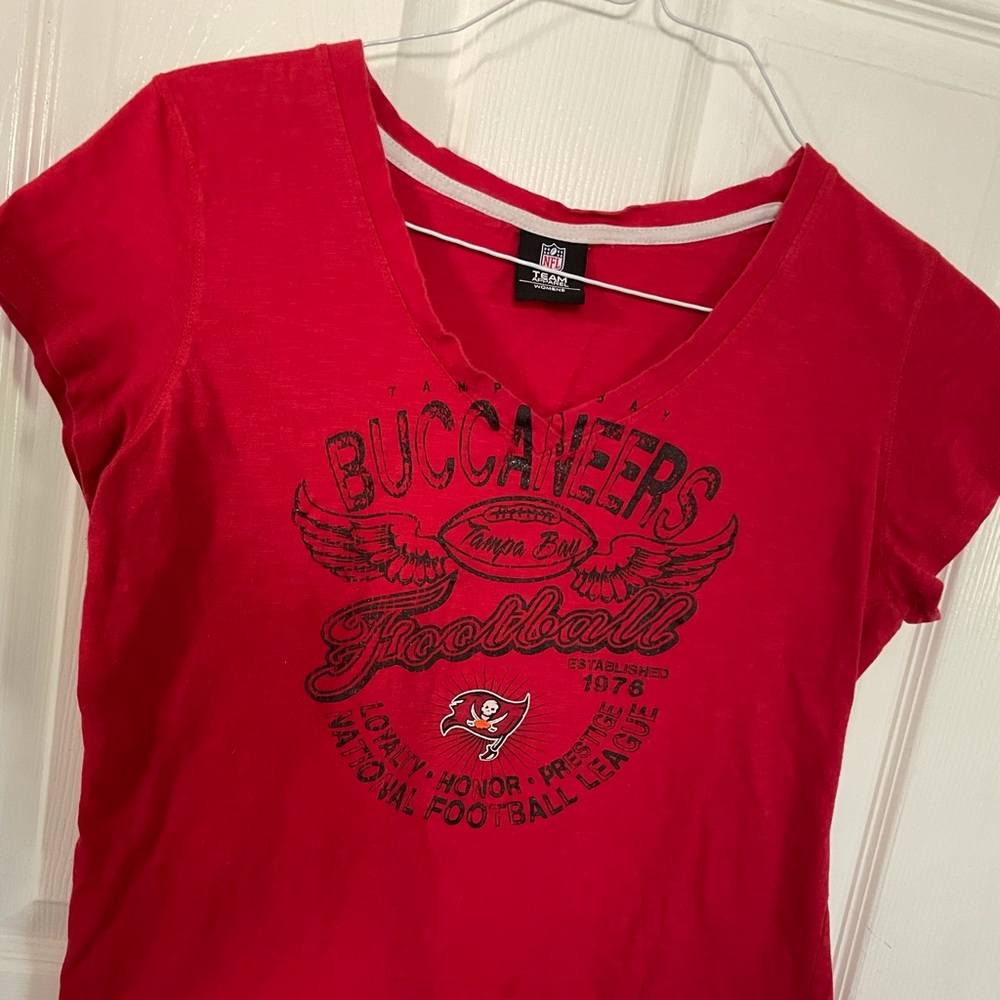 TAMPA BAY BUCCANEERS SHORT SLEEVE